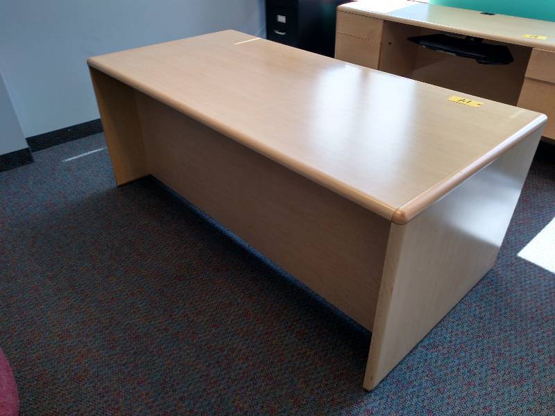 OSF Office Desk, 72 x 36, with Keys...