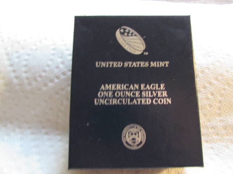 2013 US MINT AMERICAN EAGLE, .999 FINE, 1 OZ SILVER,  UNCIRCULATED COIN