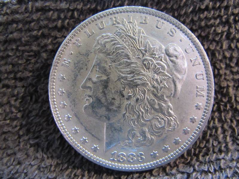 1883 O MORGAN SILVER DOLLAR, 90% SILVER COIN