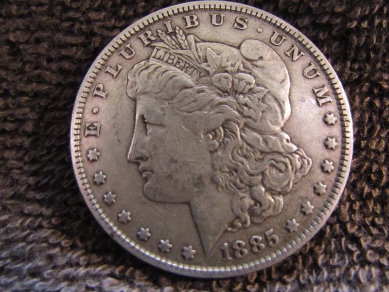 1885 MORGAN SILVER DOLLAR, 90% SILVER COIN