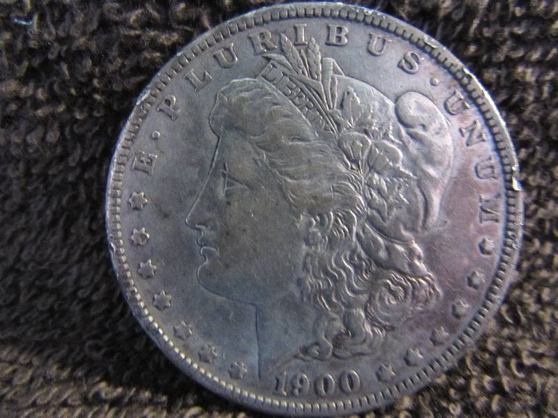 1900 MORGAN SILVER DOLLAR, 90% SILVER COIN