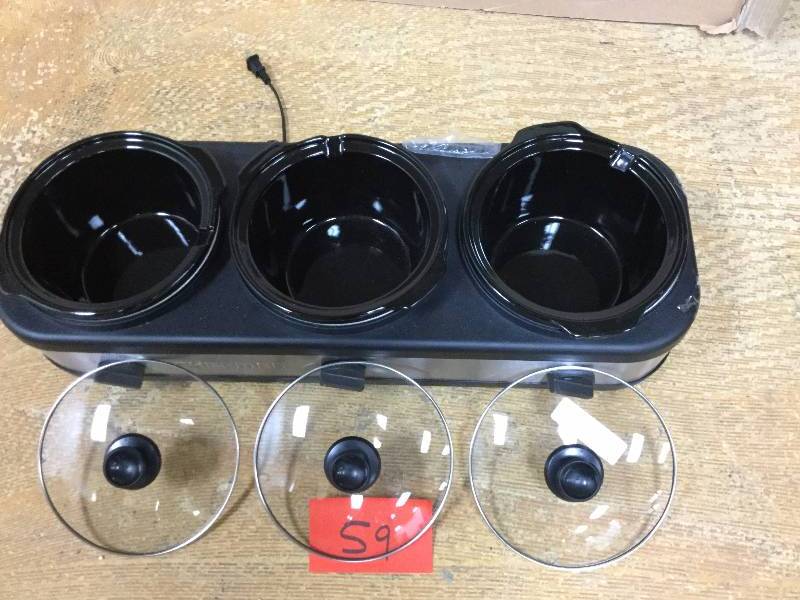 Buffet Crock pot- 3 pots 1.5 QT each pot