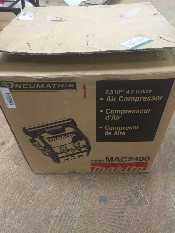 Makita MC2400 2.5 HP 4.2 Gallon Air Compressor Never used