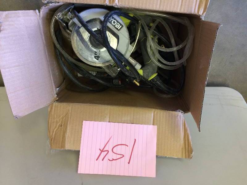 Ryobi 4 Hand Held Tile Saw in good working condition