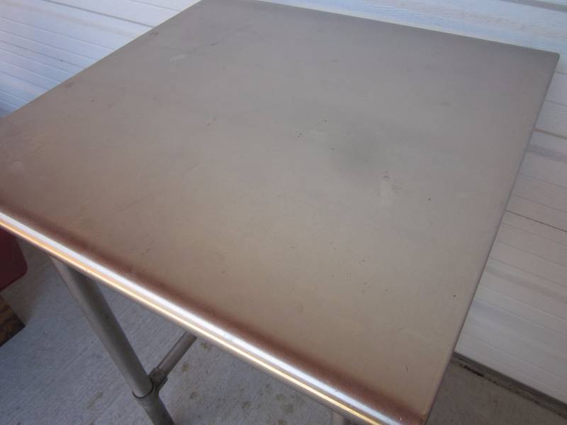 lot 2 image: Stainless Steel Table