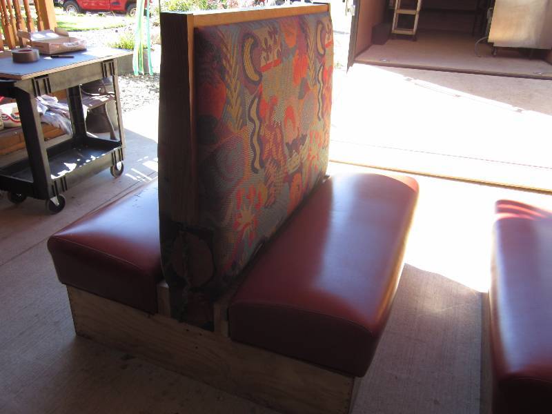 lot 12 image: 2 Double Sided Booths