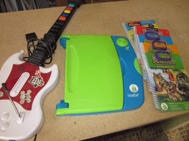 lot 23 image: Kids Items and Books