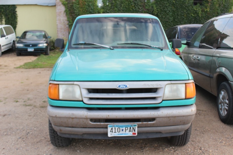 lot 1073 image: 1994 Ford Ranger 4x4 Club Cab