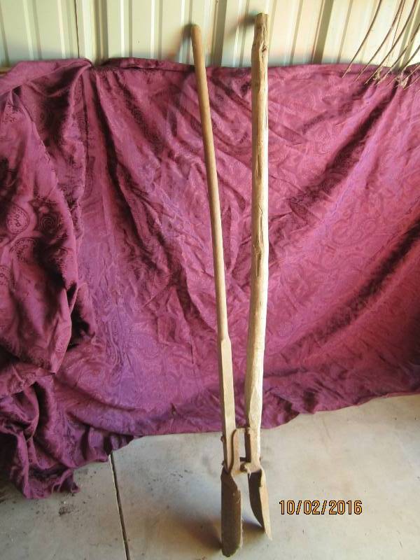 lot 18 image: Antique post hole digger...