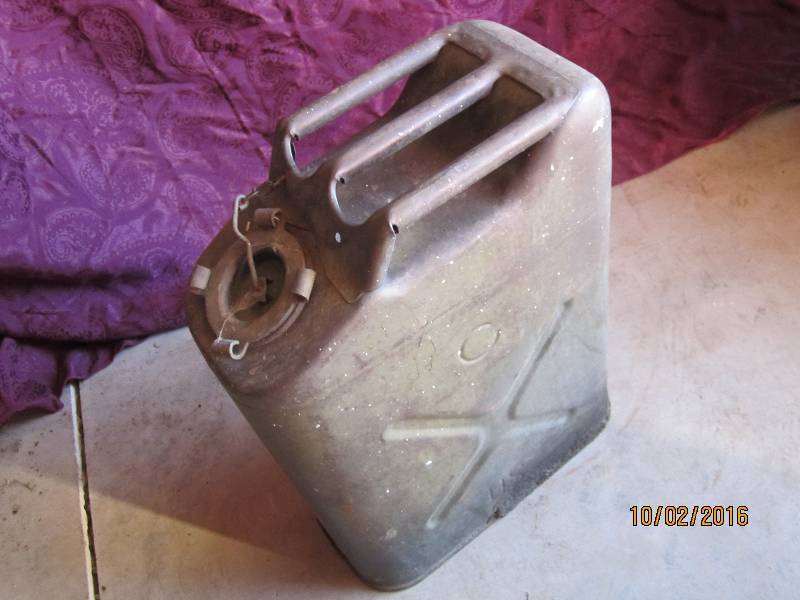 lot 36 image: US Military gas can...