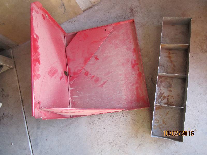 lot 75 image: 2 metal shelves...