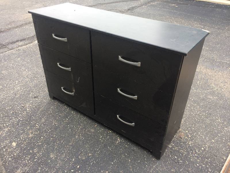 lot 47 image: Bedroom Set