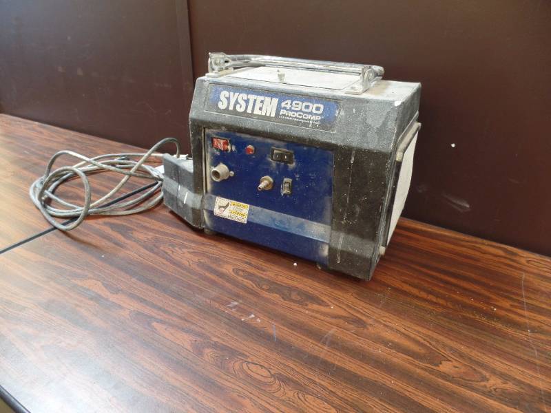 lot 209 image: Paint Sprayer