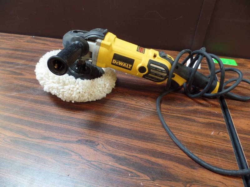 lot 214 image: DeWalt BufferPolisher