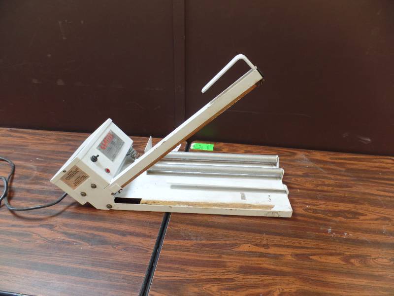 lot 218 image: Shrink Film Sealer