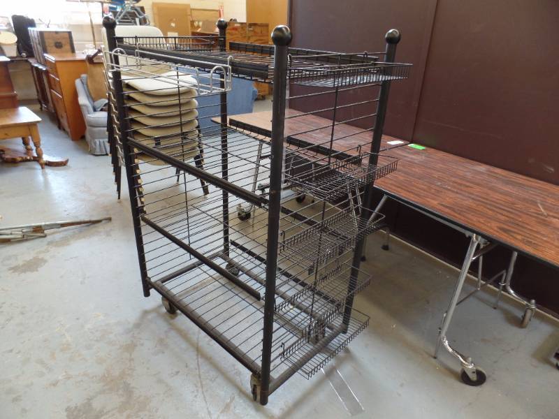 lot 230 image: Rolliing Storage Unit