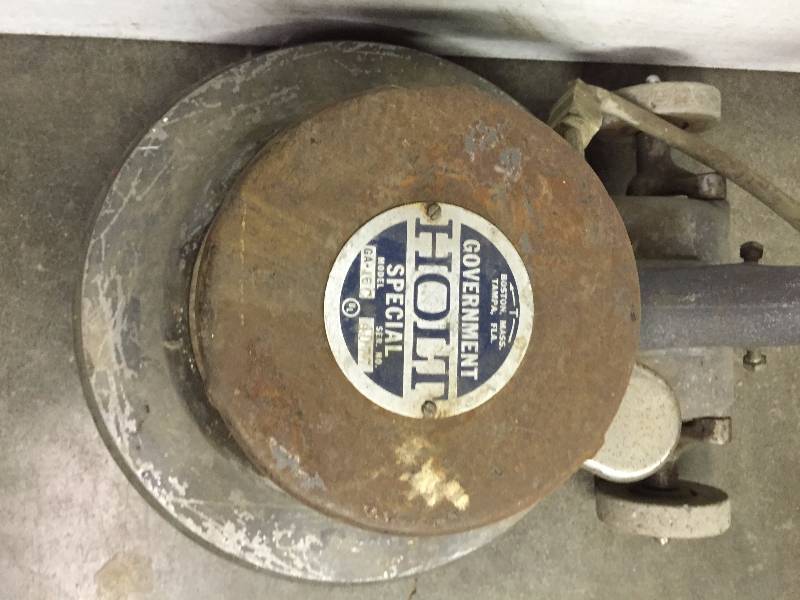 HOLT GOVERNMENT SPECIAL FLOOR BRUSH
