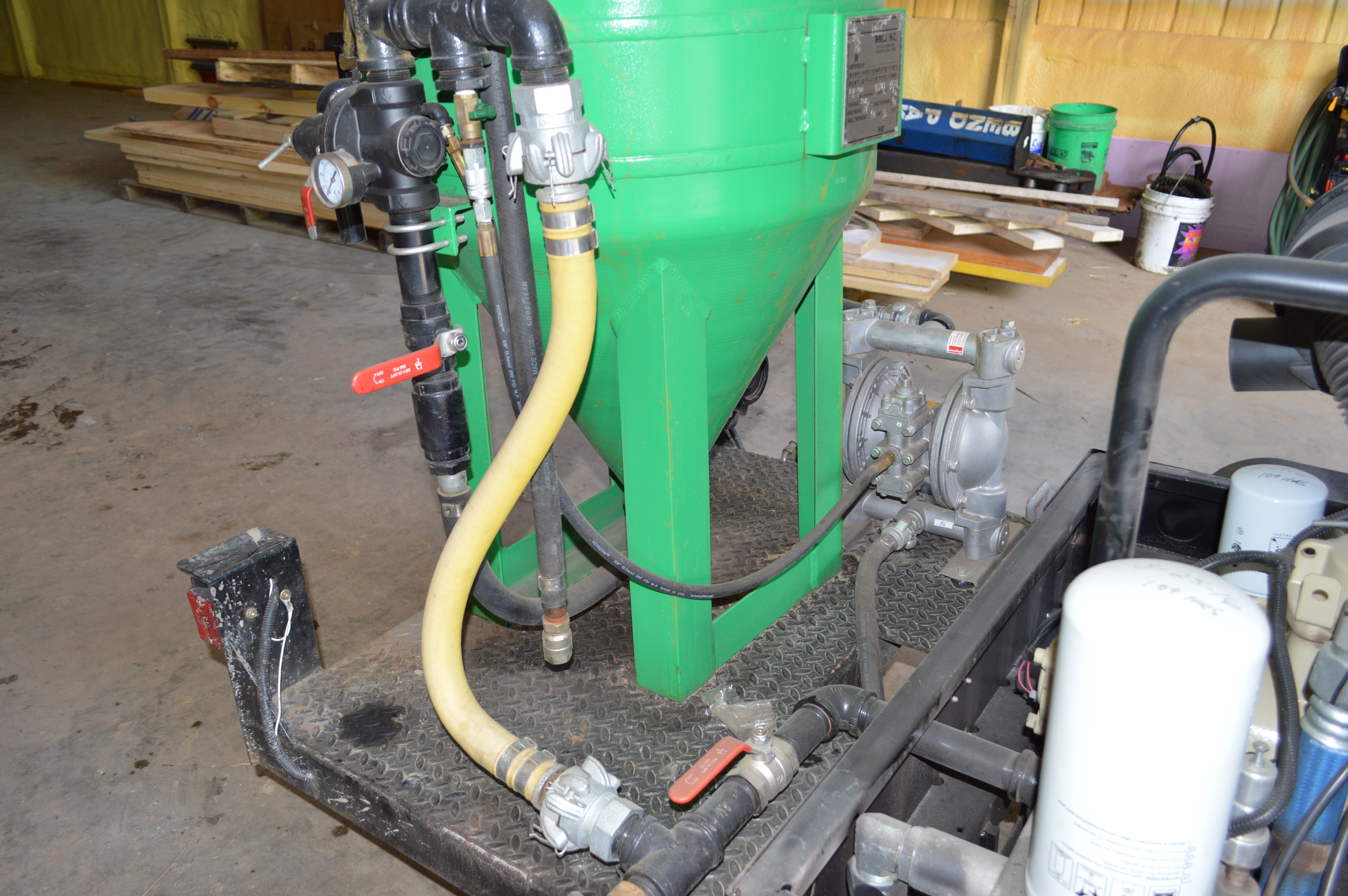 2013 Portable Air Compressor / sand blaster APlusSellers Octoberfest