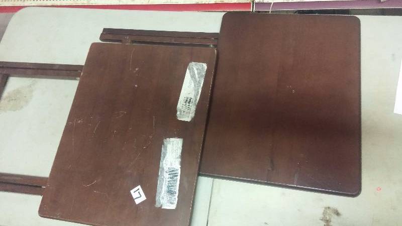 2 TV Trays