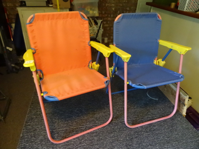 2 fold up kids chairs