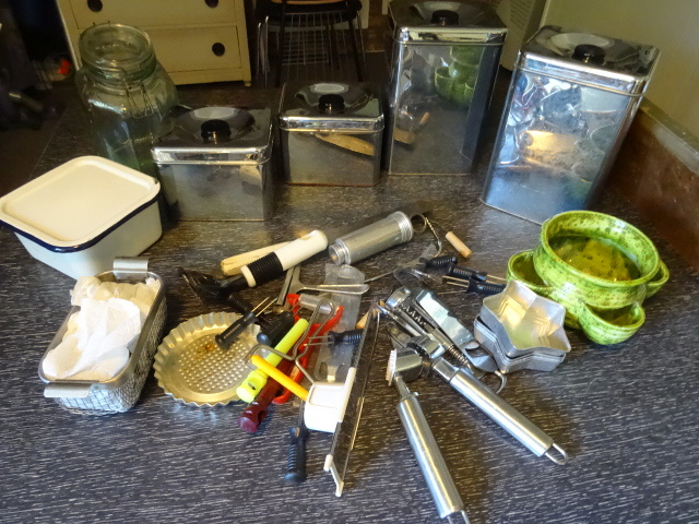Misc kitchen items
