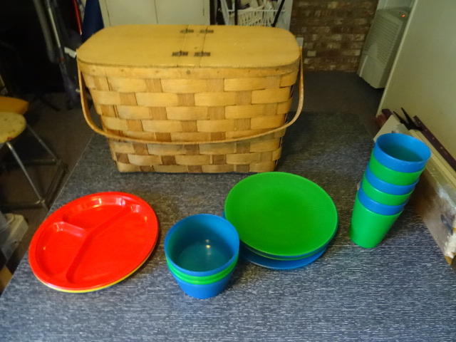 Picnic basket