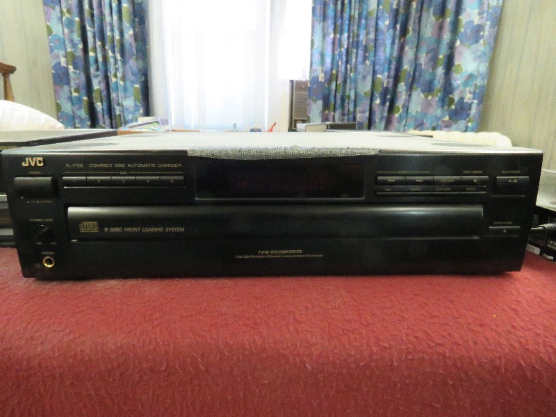 JVC Compact Disc Player