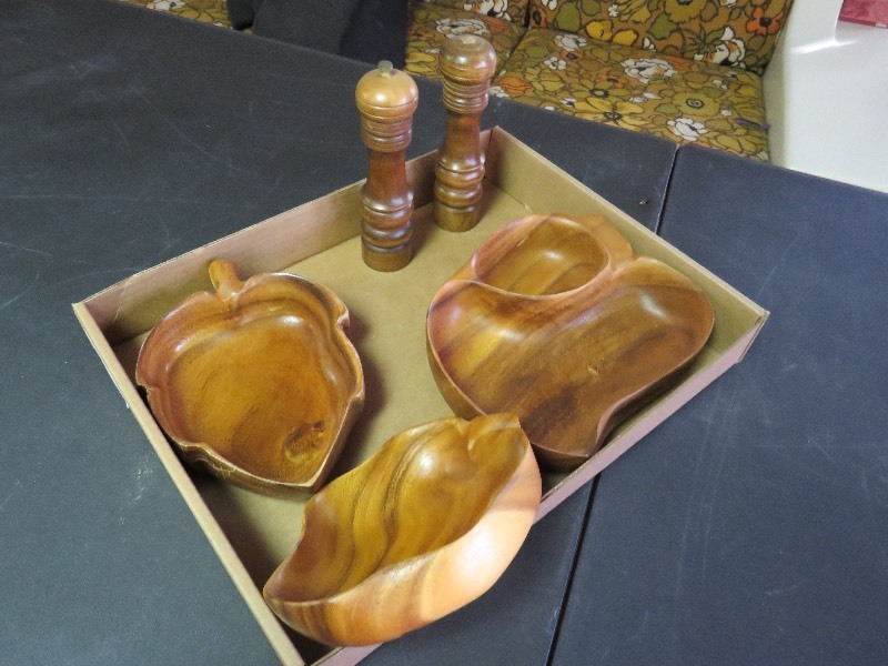 Vintage Wood Kitchen set
