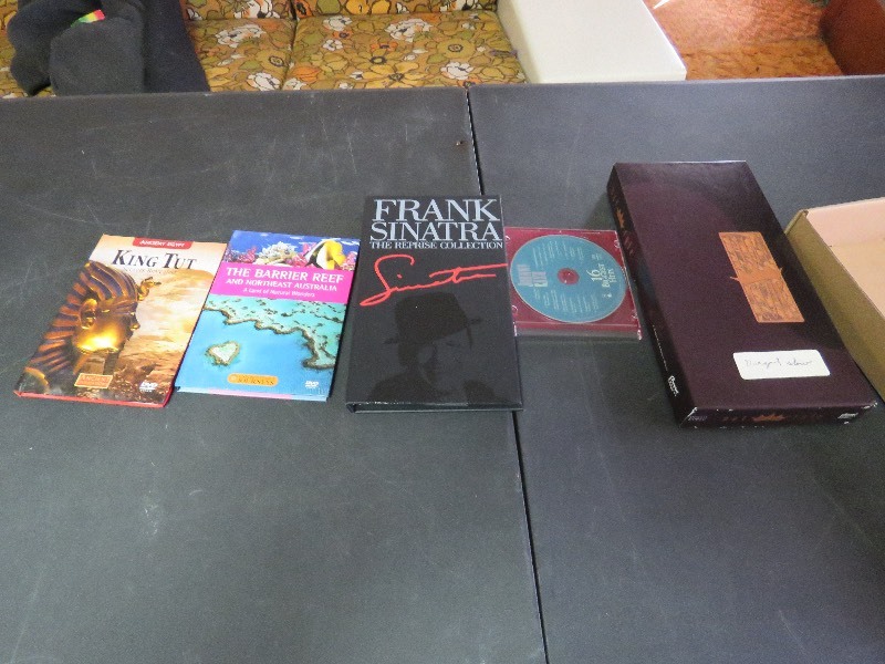 DVDCD lot