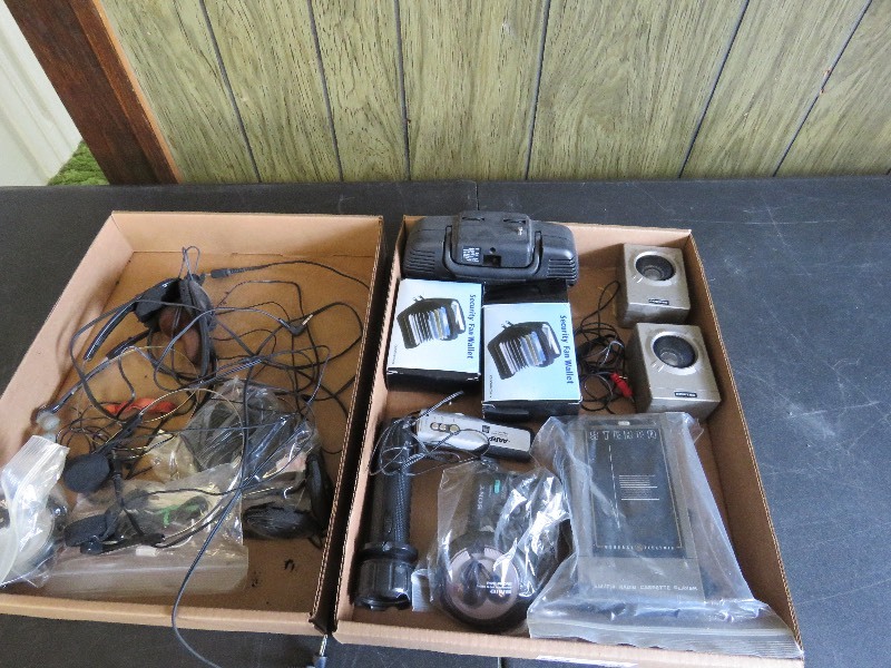 Electronics lot