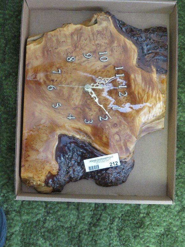 Wood clock