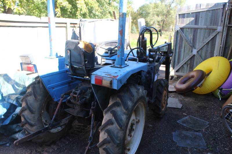 Toy Tractors For Sale >> Bison 25 Tractor with C.C. Kelley & Son Loader | Dayton Big Boy Toy Sale | K-BID Toy Tractors For Sale >> Bison 25 Tractor with C.C. Kelley & Son Loader | Dayton Big Boy Toy Sale | K-BID
