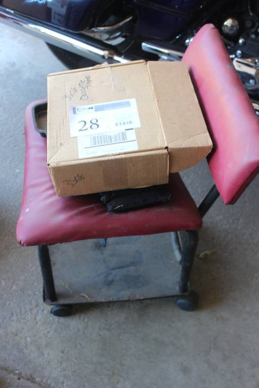 lot 28 image: Box Lot of Vintage Cassette Tapes