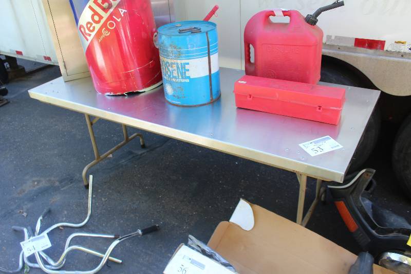 lot 53 image: 6 Metal Top Table