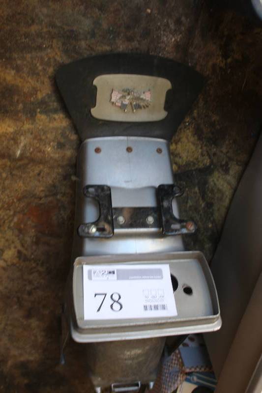 lot 78 image: 1982 Honda Silverwing Motorcycle Rear Fender w License Plate Bracket