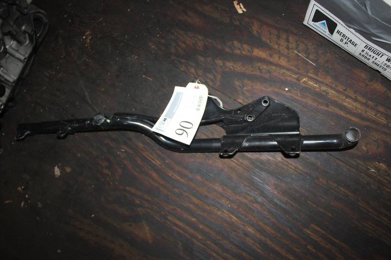 lot 90 image: 2007 Harley Davidson Motorcycle Exhaust Bracket