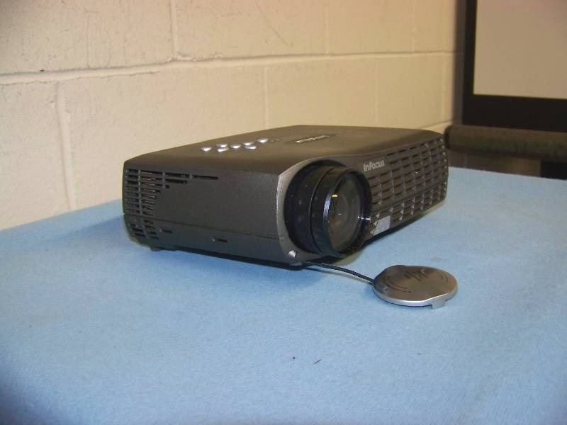 lot 12 image: InFocus, LP70, DLP Projector