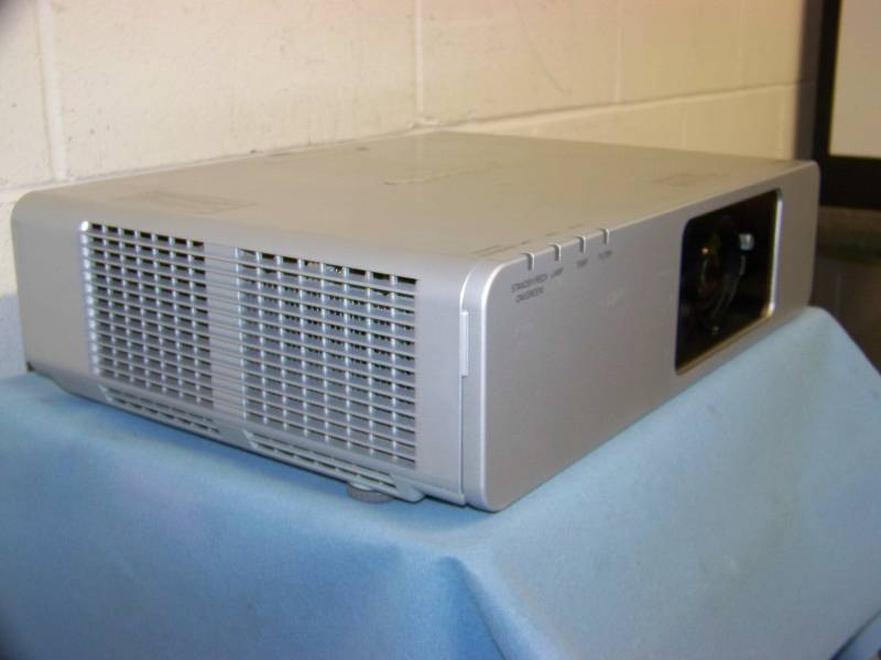lot 13 image: Panasonic, PT-F100U, LCD Projector