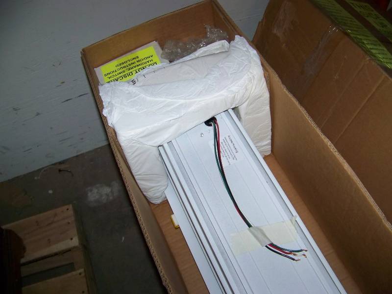 lot 26 image: Draper, ACCESSV, Electric  Motorized Projection  Movie Screen with ControlSwitch - BRAND NEW