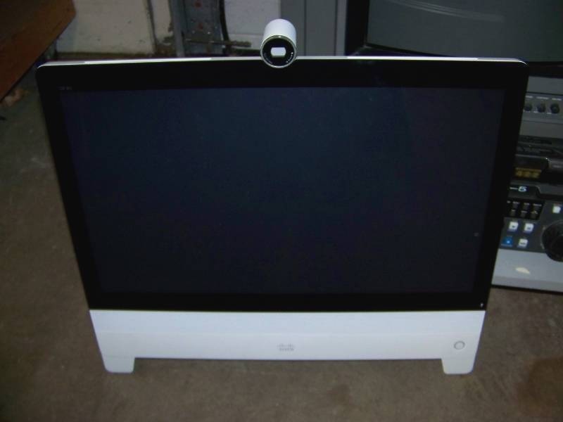 lot 119 image: Miscellaneous AV Items for PARTS  REPAIR