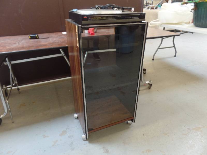Media Cabinet and Turntable