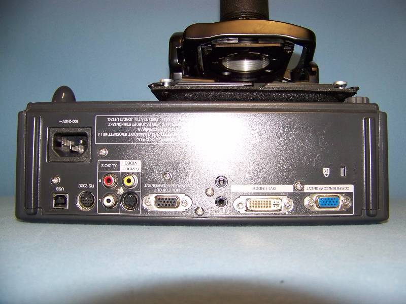 lot 42 image: Sharp F261X DLP Digital Multimedia Home Theater HD Video Projection System