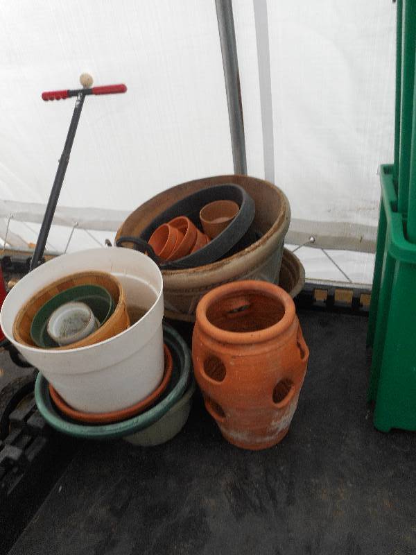 MISC FLOWER POTS