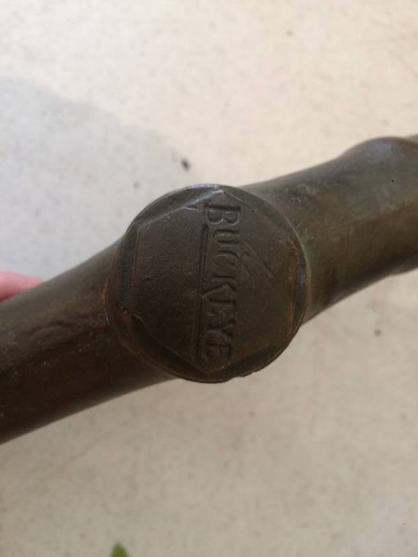lot 29 image: Gasoline Pumps