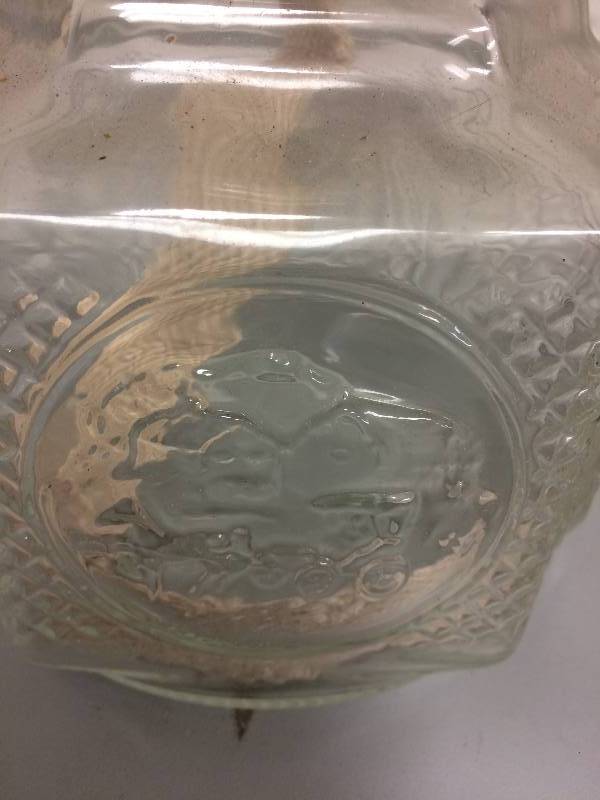 lot 68 image: Hurricane Lamps