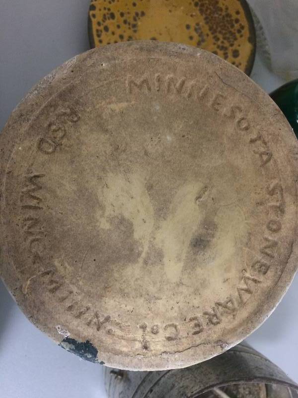 lot 85 image: Assorted Collectibles