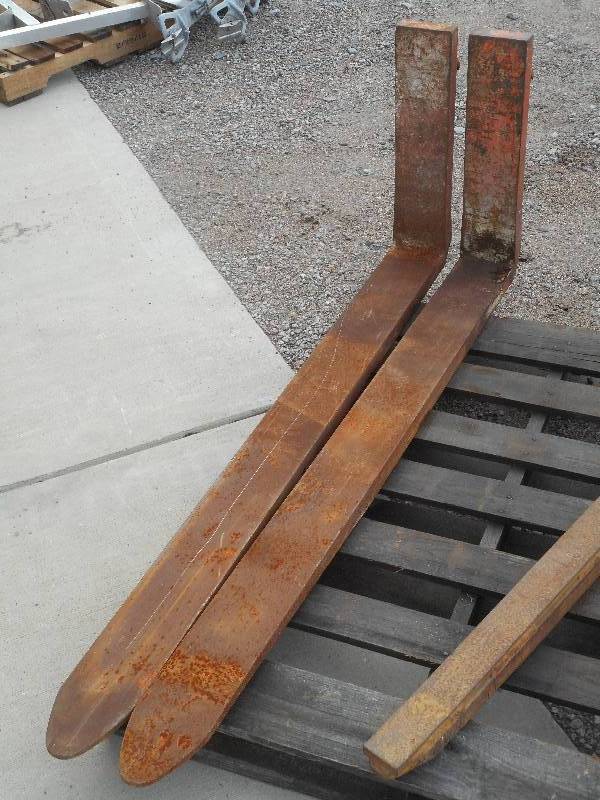lot 9 image: Set Of Heavy Duty 60 Pallet Forks ...