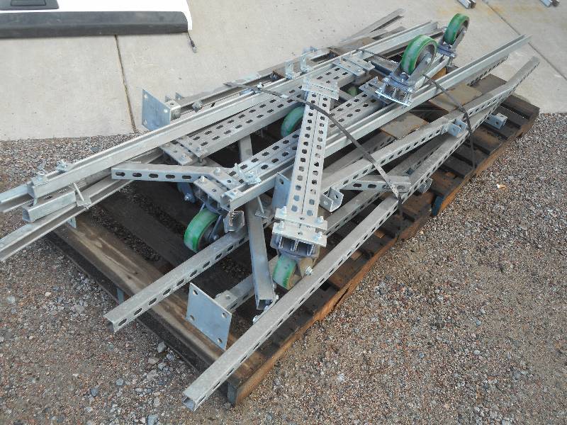 lot 14 image: Heavy Duty Commercial Rolling Mater...