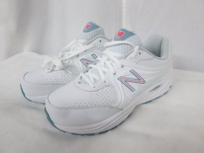 New Balance Womens 840 Walking Shoe