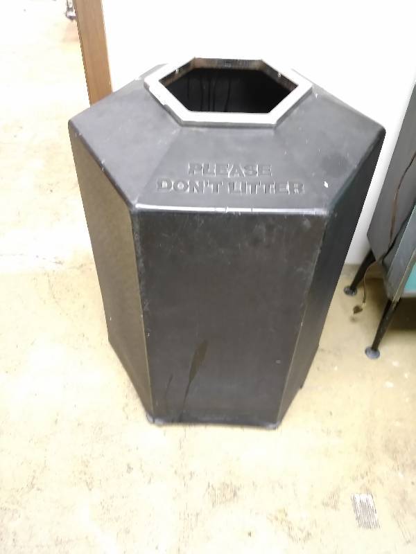 Garbage Can Cover